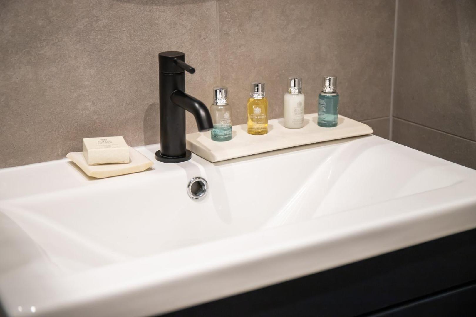 Kirkgate Suites - Majestic City Centre Apartment ลีดส์ ภายนอก รูปภาพ